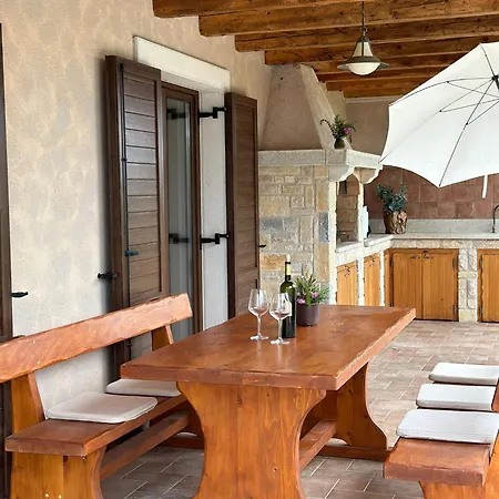 Seaside Villa *